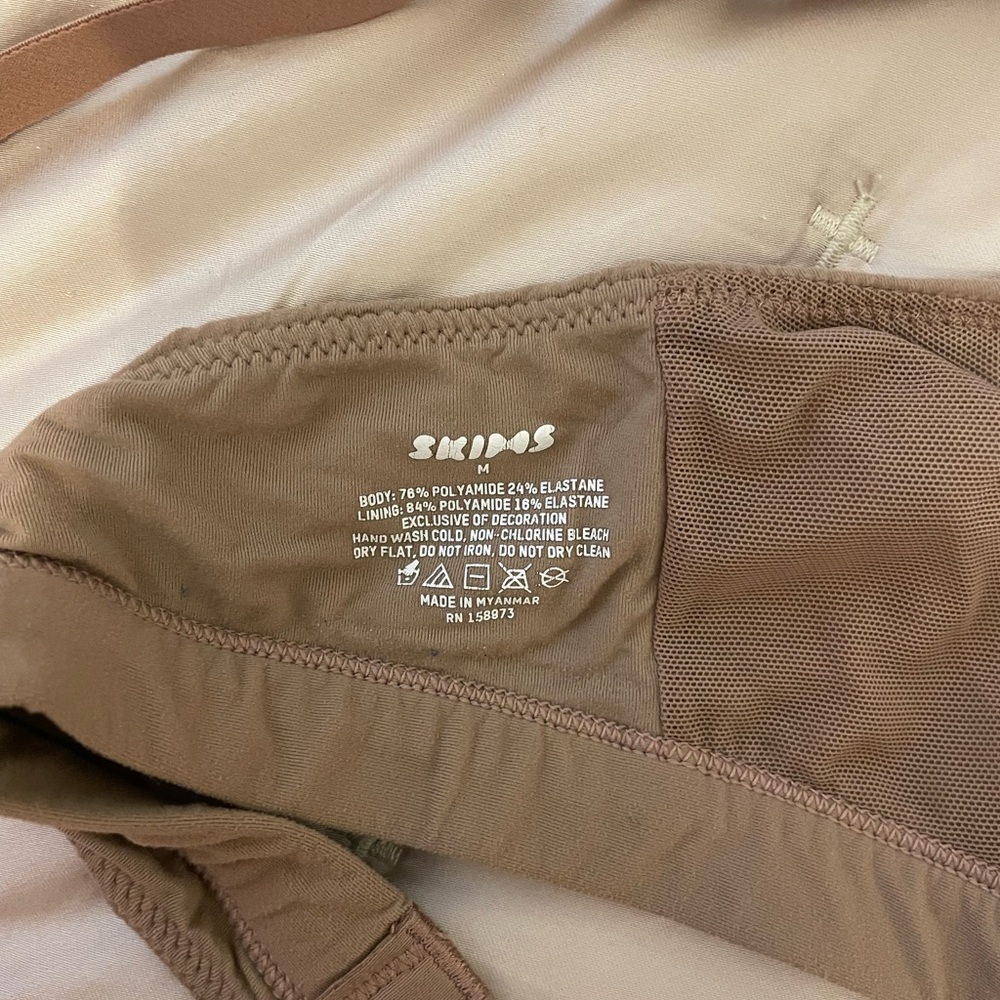 Skims fits everybody crossover bralette